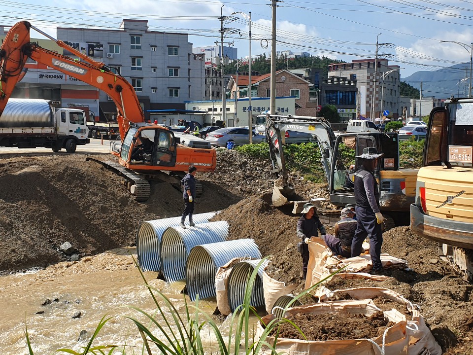 우박교(복구공사 중).