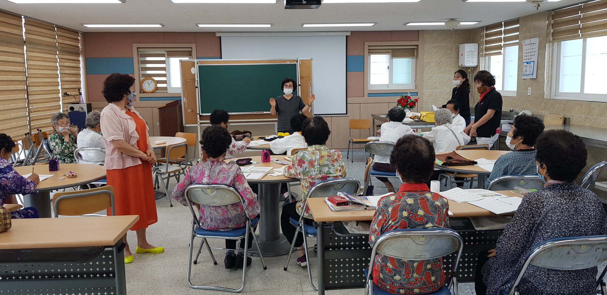 5. 양북면 자비원, ‘노인문해학교’ 운영 재개 (1).jpg