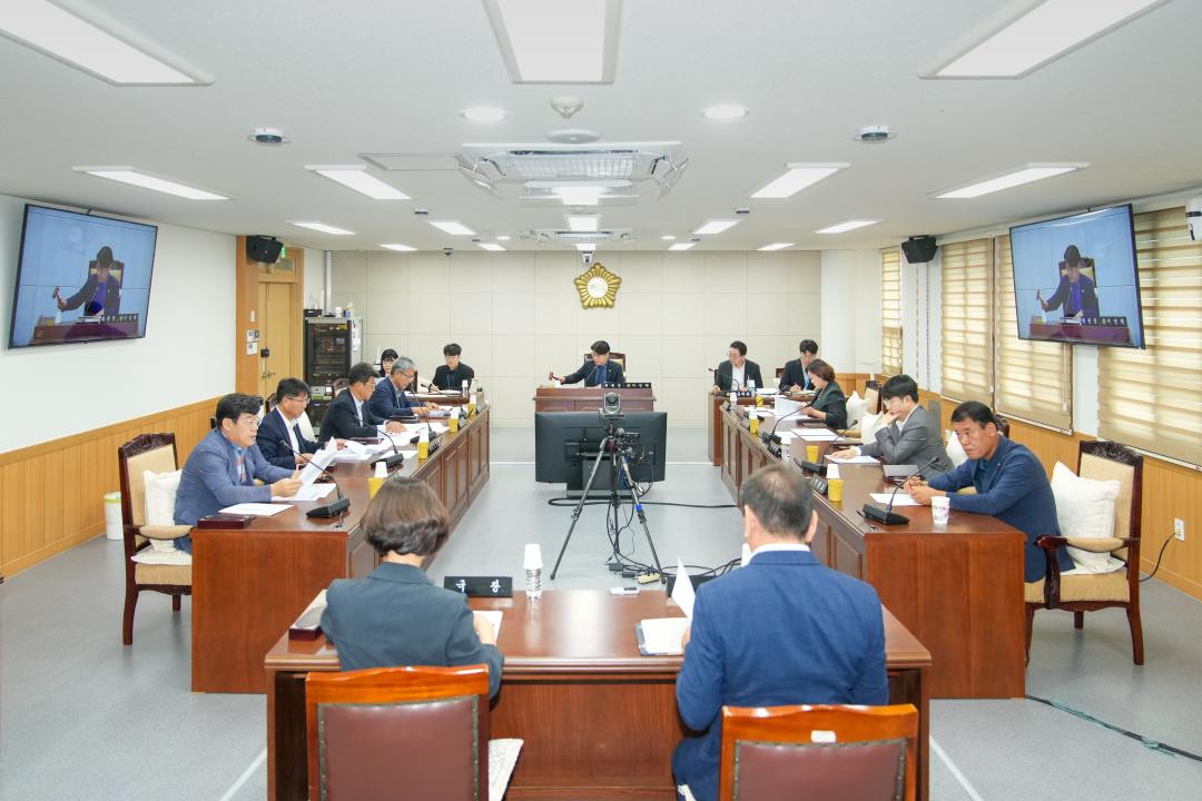 제300회 경주시의회 임시회 중 제1차 예산결산특별위원회