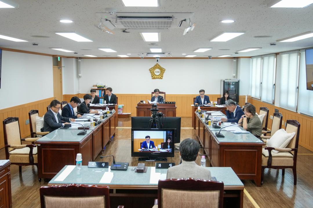 제300회 경주시의회 임시회 중 제1차 경제산업위원회