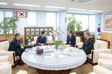 박영호 신임 경주화백컨벤션뷰로 사장 방문