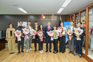 표창패 전수식