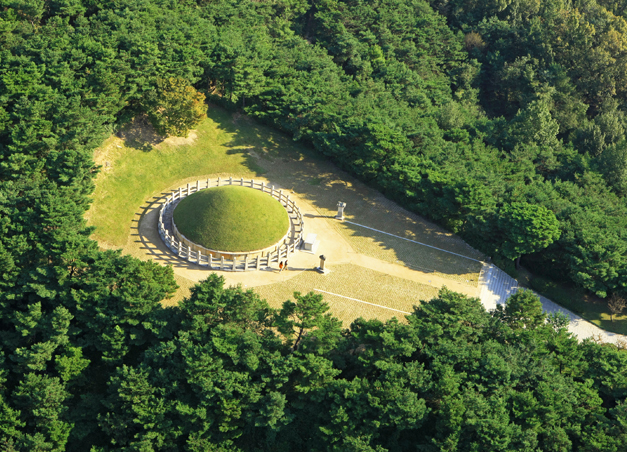 경주 김유신묘