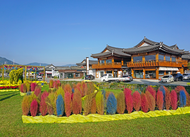 지난 축제 장면