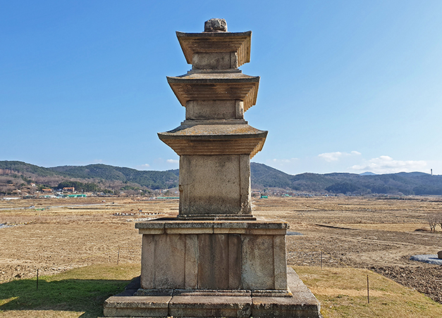 경주 둘레길 ‘선덕여왕길_황복사지삼층석탑’