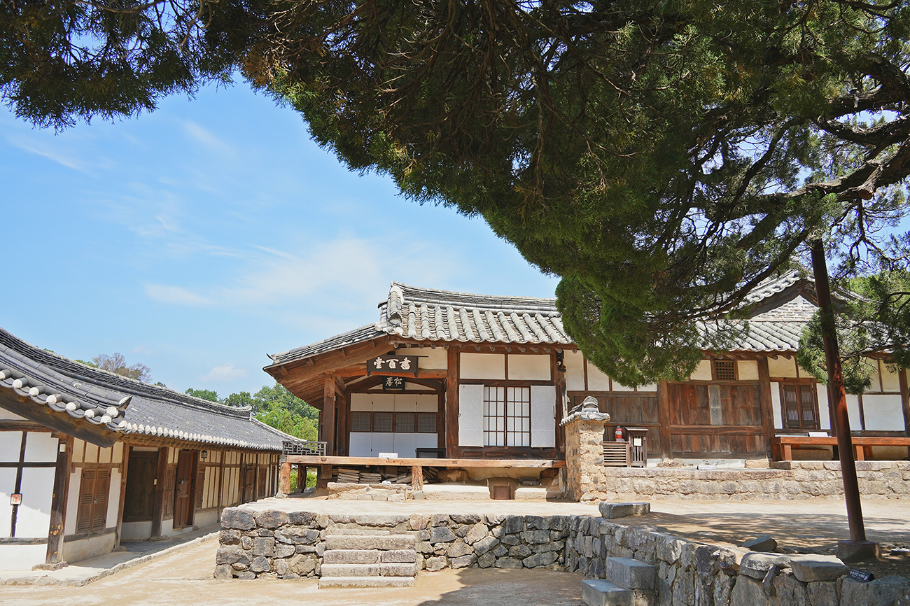 서백당