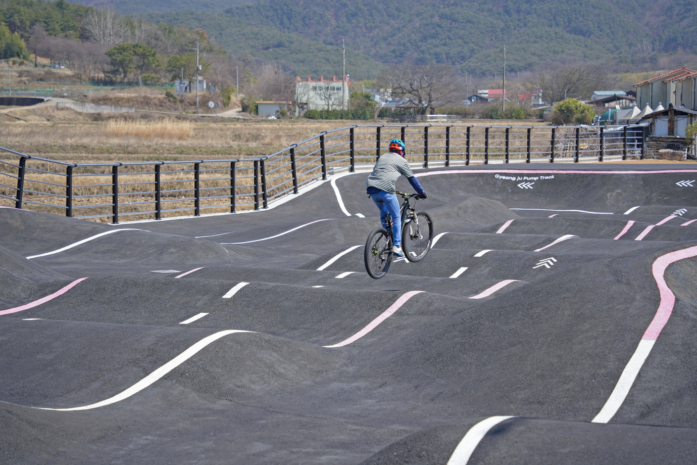 경주시 자전거 공원 펌프트랙 
