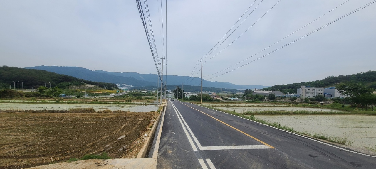 구어교차로~구어2산단 입구 간 도로 확장공사 시행 후 사진