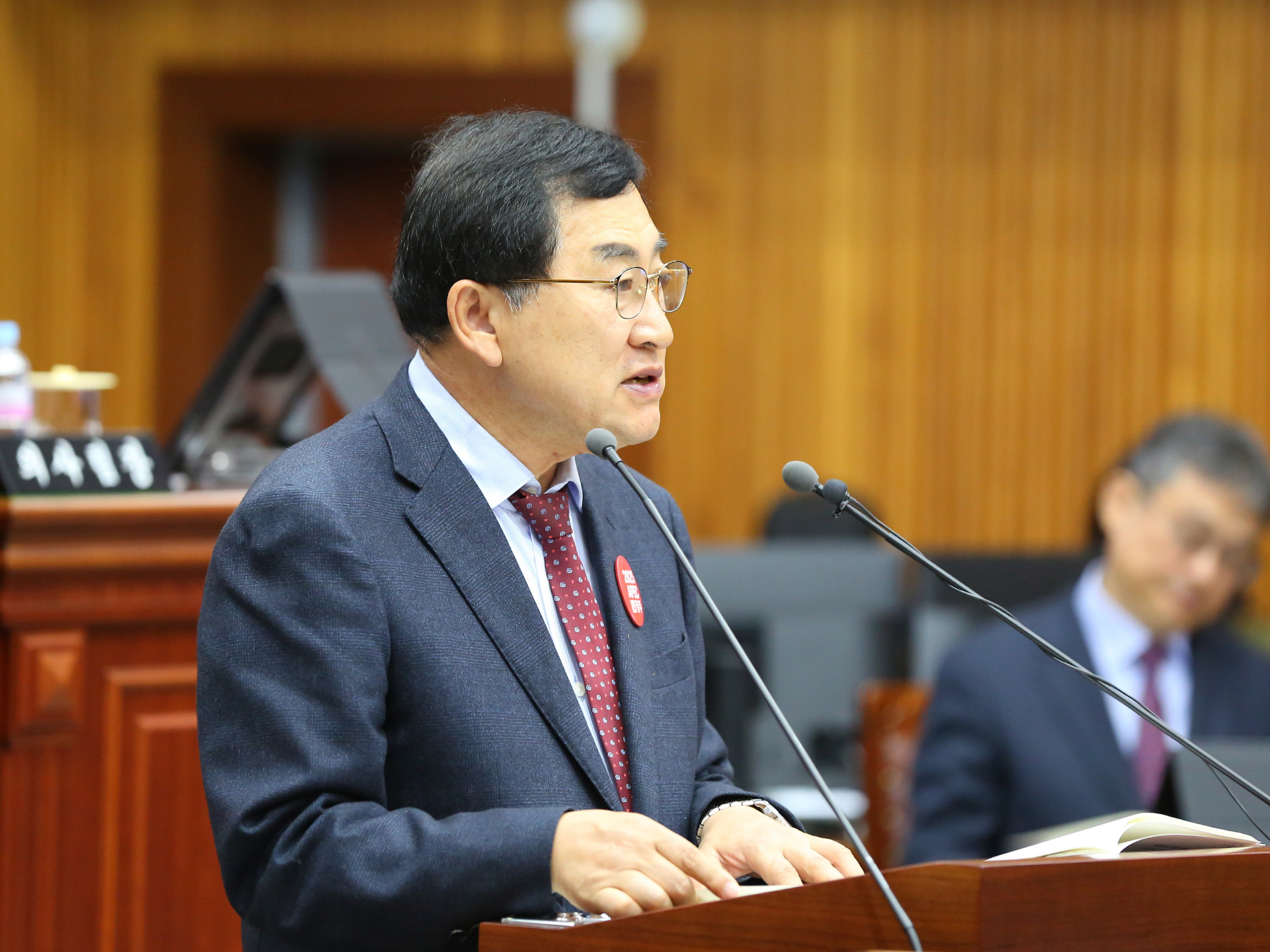 주낙영 시장이 28일 시의회 본회의장에서 열린 제287회 제2차 정례회에서 시정연설을 하고 있다.