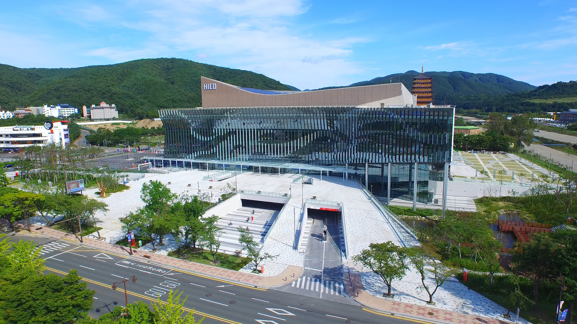 경주화백컨벤션센터(HICO) 전경. 이 일대를 포함한 178만㎡ 규모의 보문관광단지가 지난 2022년 경주국제회의복합지구(GGCL)로 지정됐다.