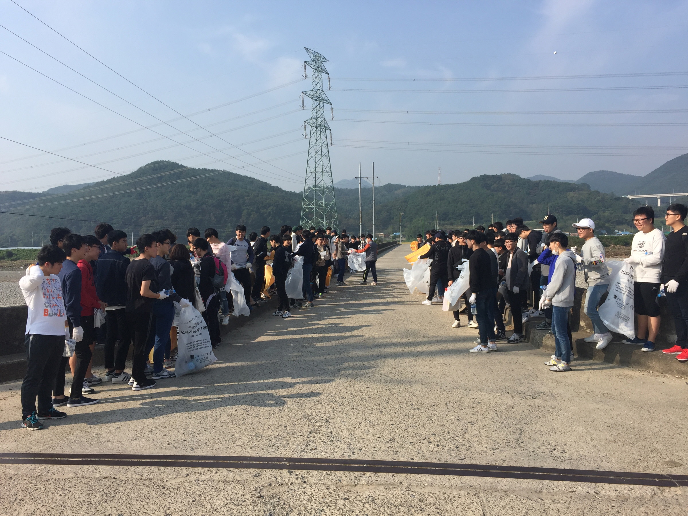 경주문화高, 가을소풍 대신 태풍 피해복구 활동