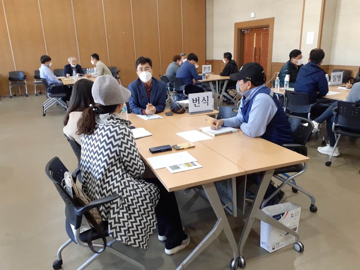 경주시농업기술센터와 국립축산과학원에서 지역 한우농가를 대상으로 컨설팅