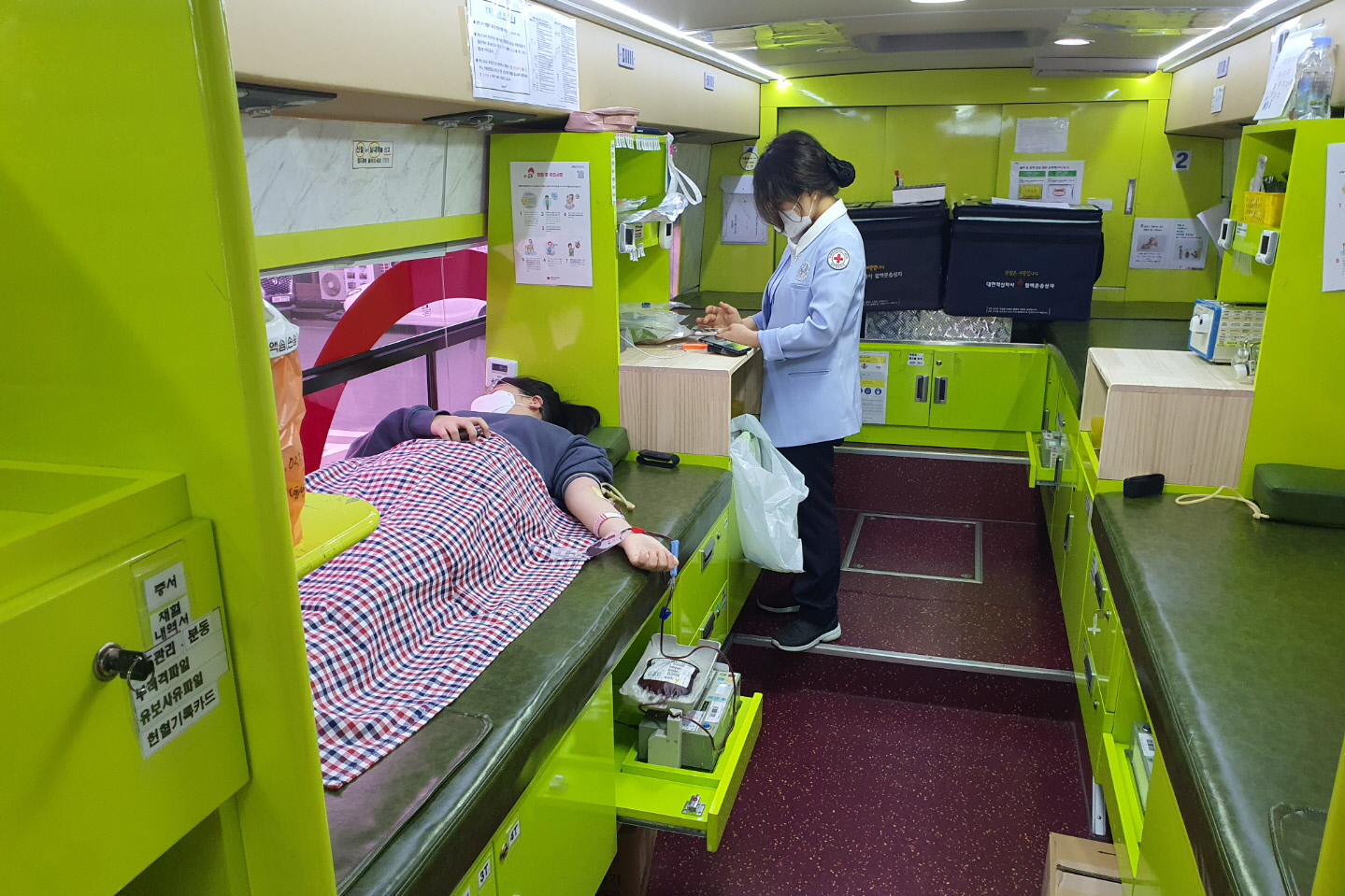 헌혈사진