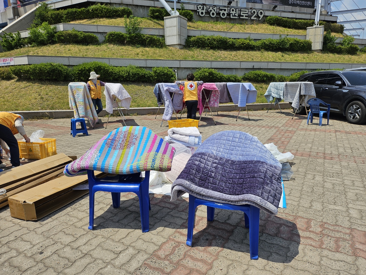 대한적십자봉사회 경주시협의회(회장 박명진)는 지난 8일, 거동이 불편한 어르신들을 대상으로 ‘찾아가는 이불 세탁 봉사활동’을 실시했다.
