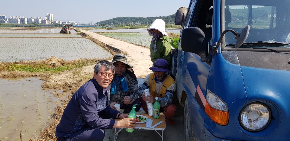 모내기현장 방문 격려