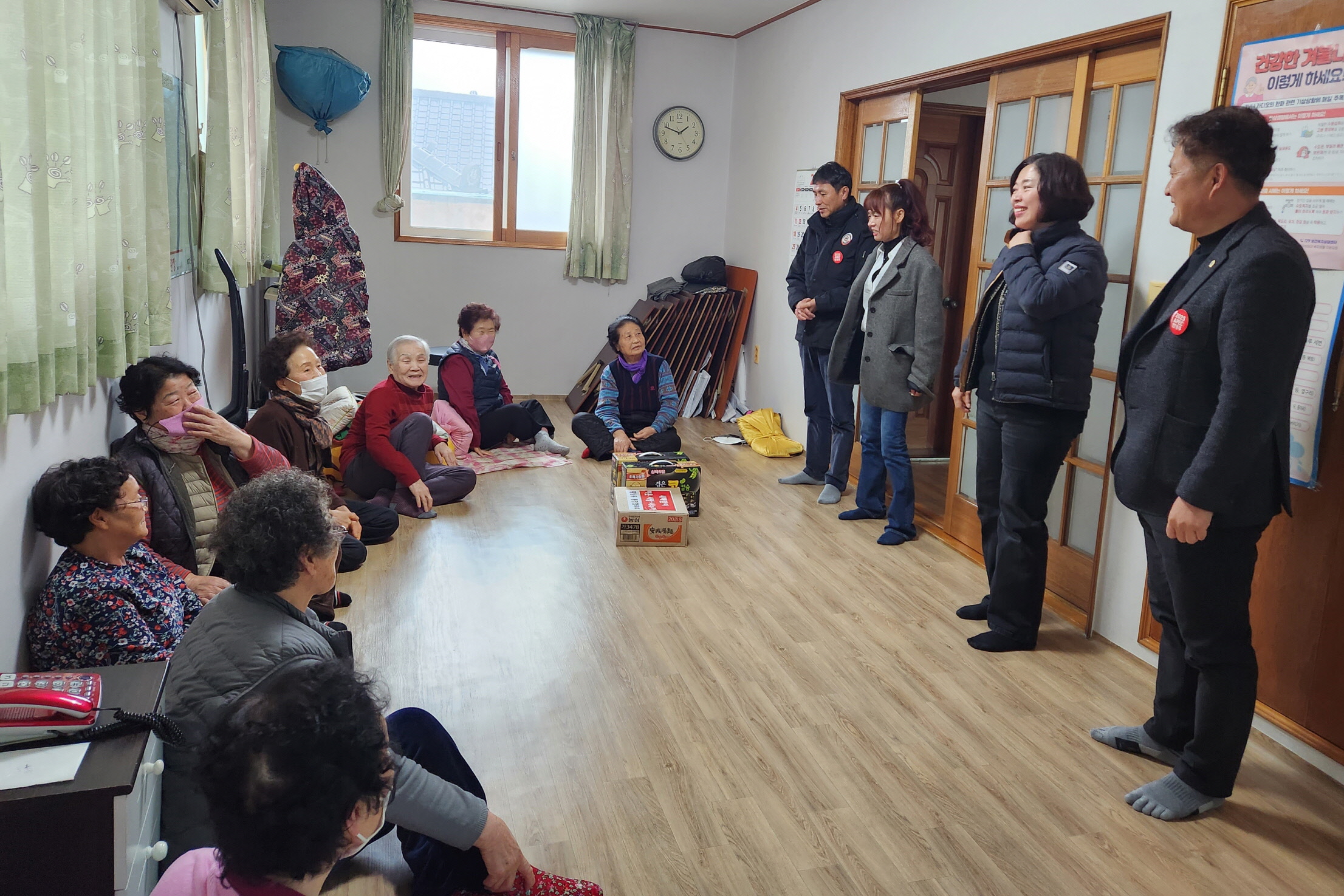 지난 5일 서은숙 황남동장이 설 명절을 맞아 지역 내 경로당을 방문해 명절인사를 드렸다.