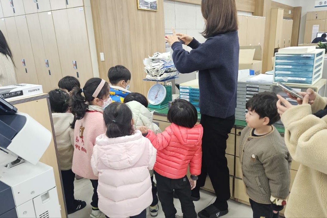 황성동 로렌츠어린이집이 폐건전지모으기 활동에 동참했다.