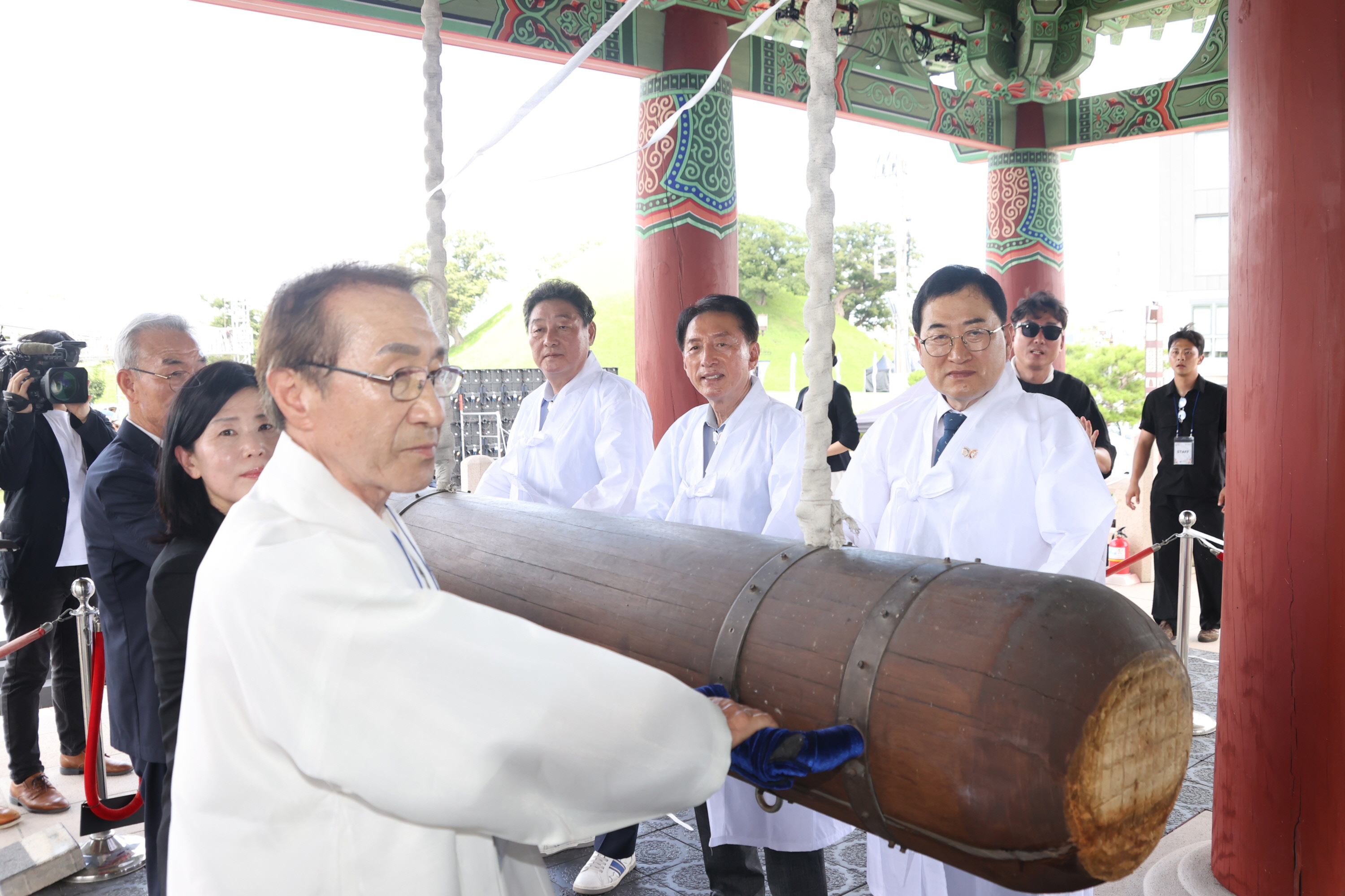1_광복 80주년 경주 기념행사 성료_05.jpg