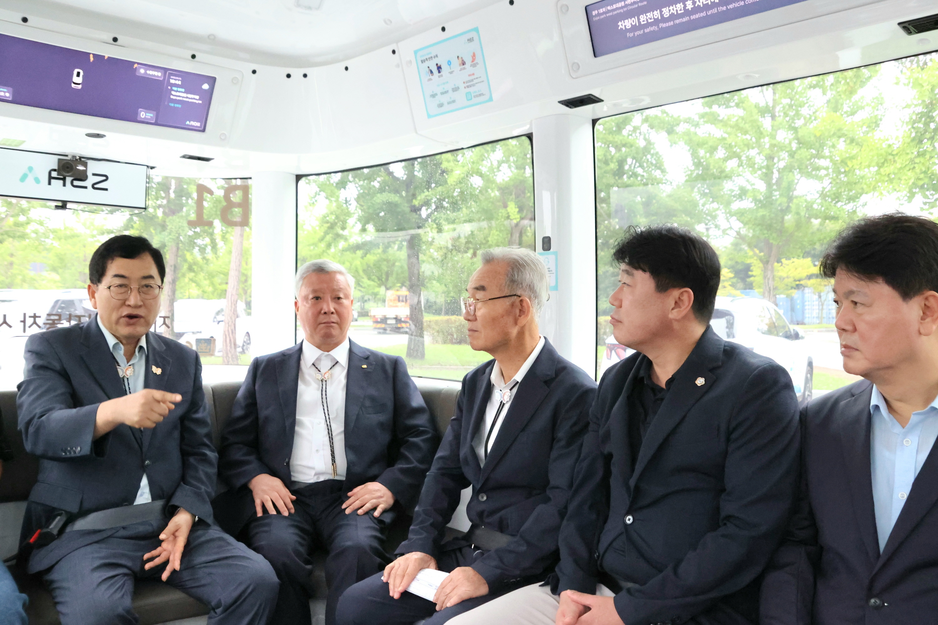 주낙영 경주시장이 10일 자율주행차 시승행사에 참석했다 (2).jpg