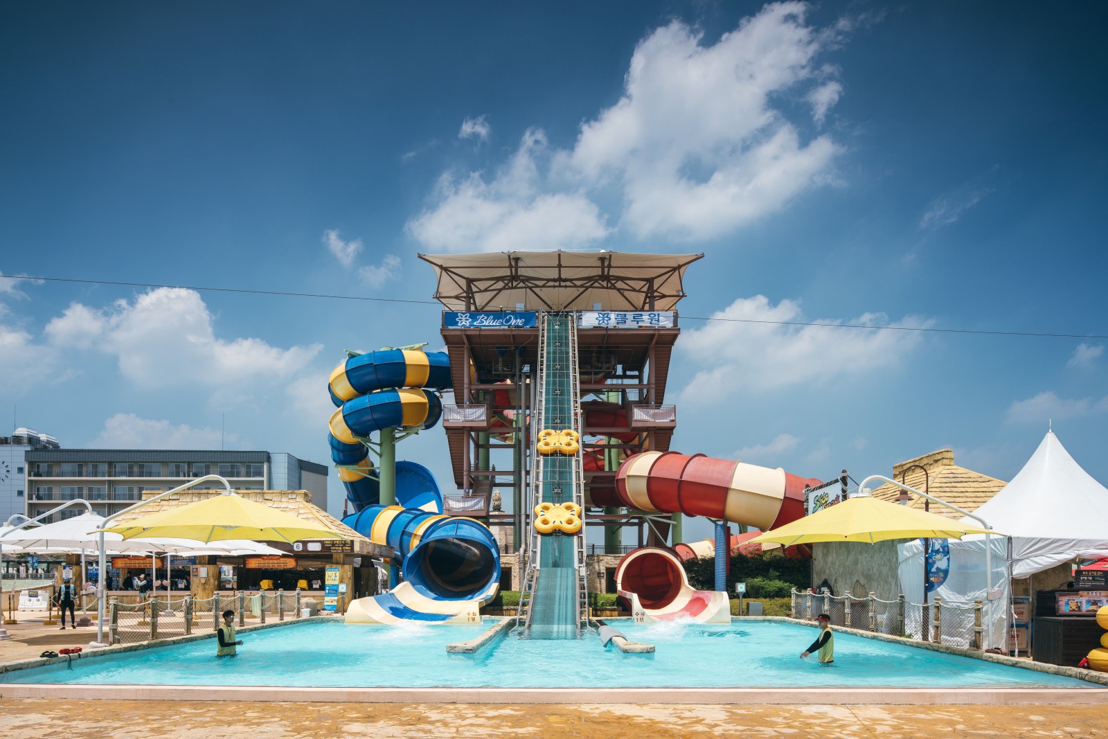 저용량_58 워터파크 - 슬라이드타워.jpg