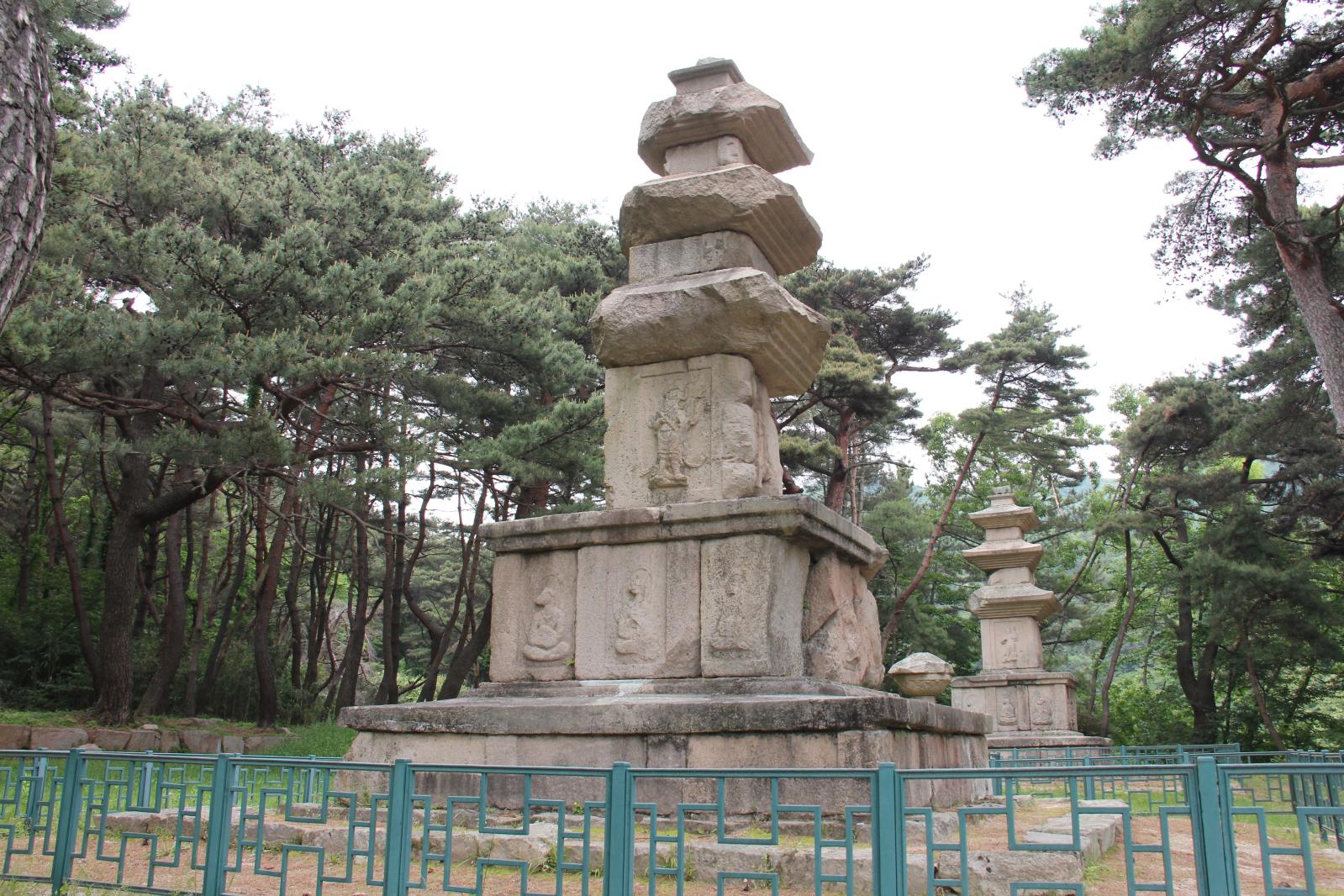 경주원원사지삼층석탑