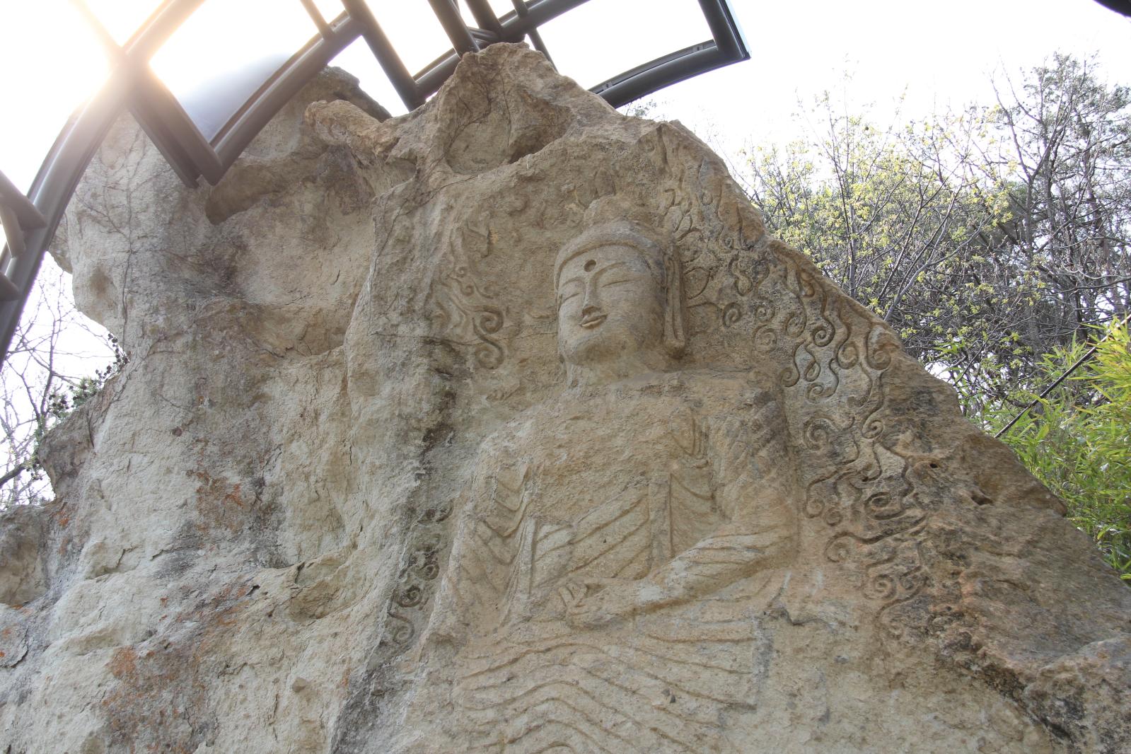 골굴사 마래여래좌상