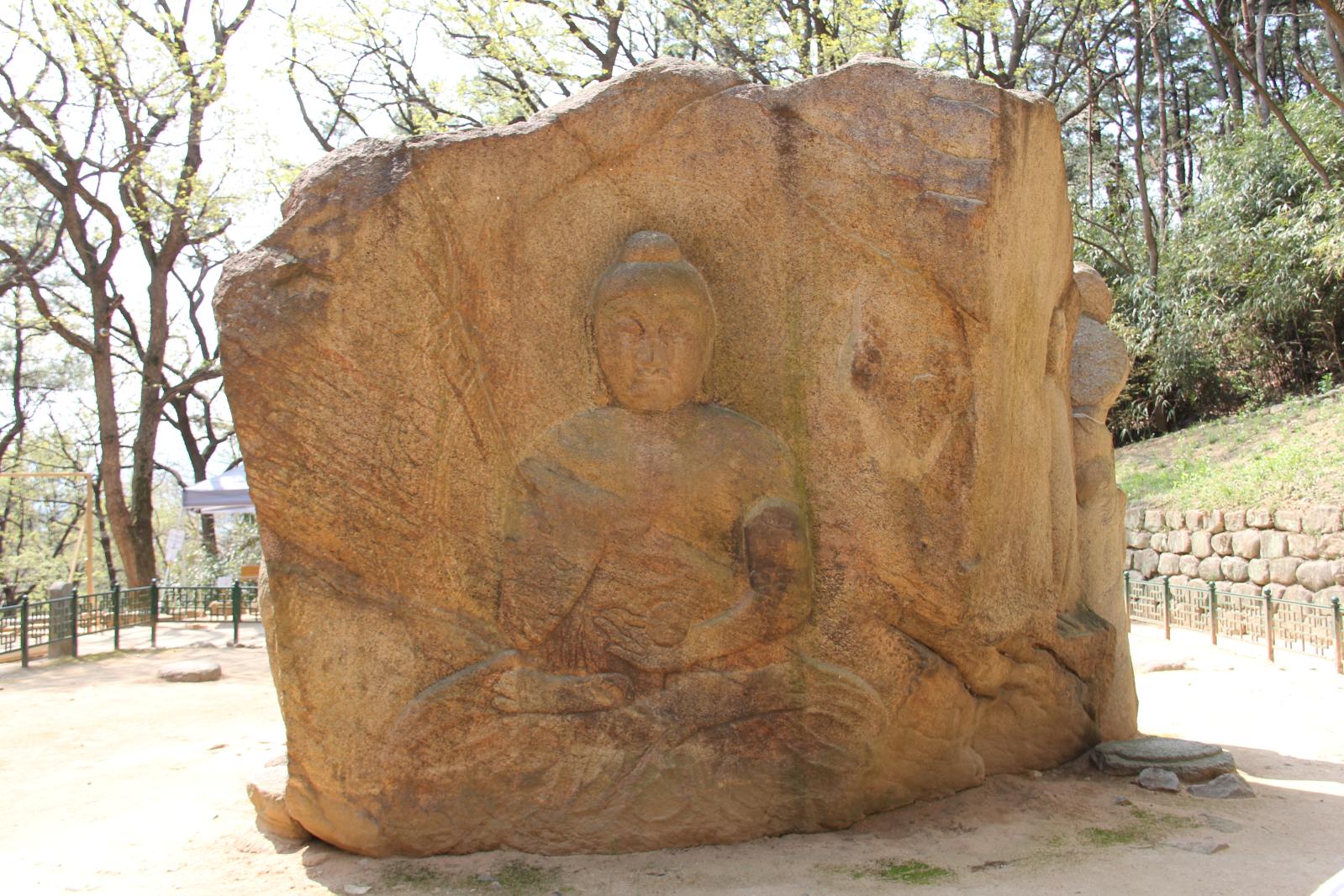 굴불사지불상13