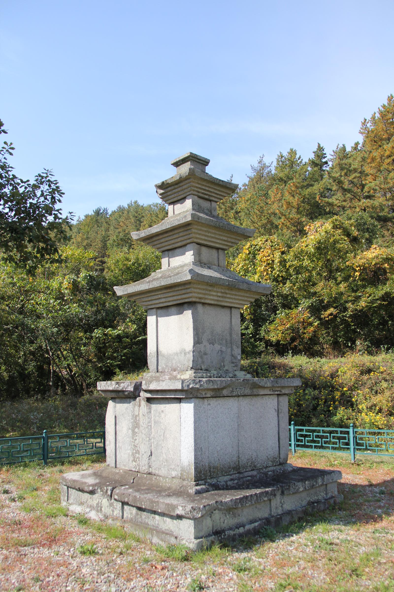 남사리삼층석탑2