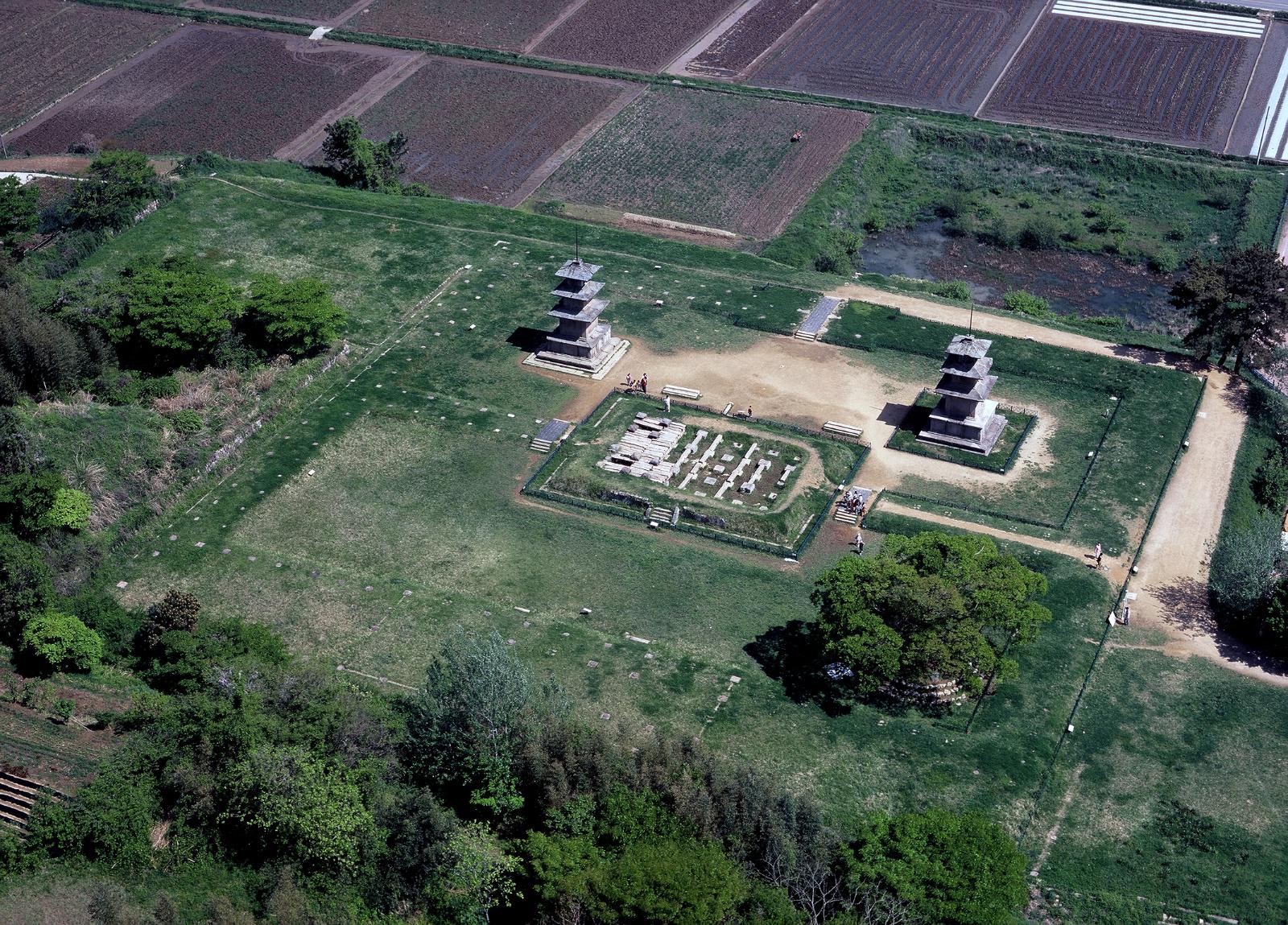 감은사지항공사진2