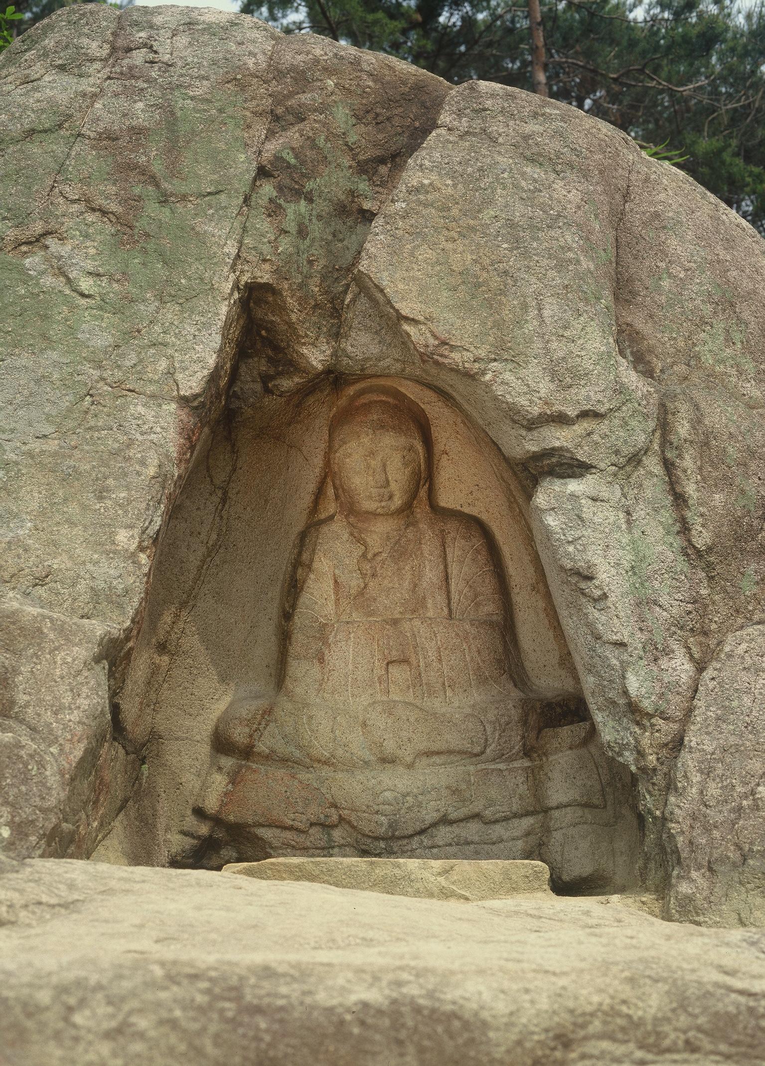 남산불곡석불좌상6