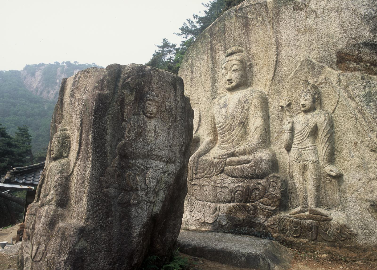 남산칠불암마애석불8