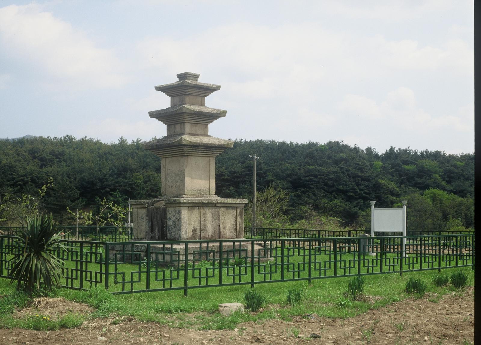 마동사지삼층석탑