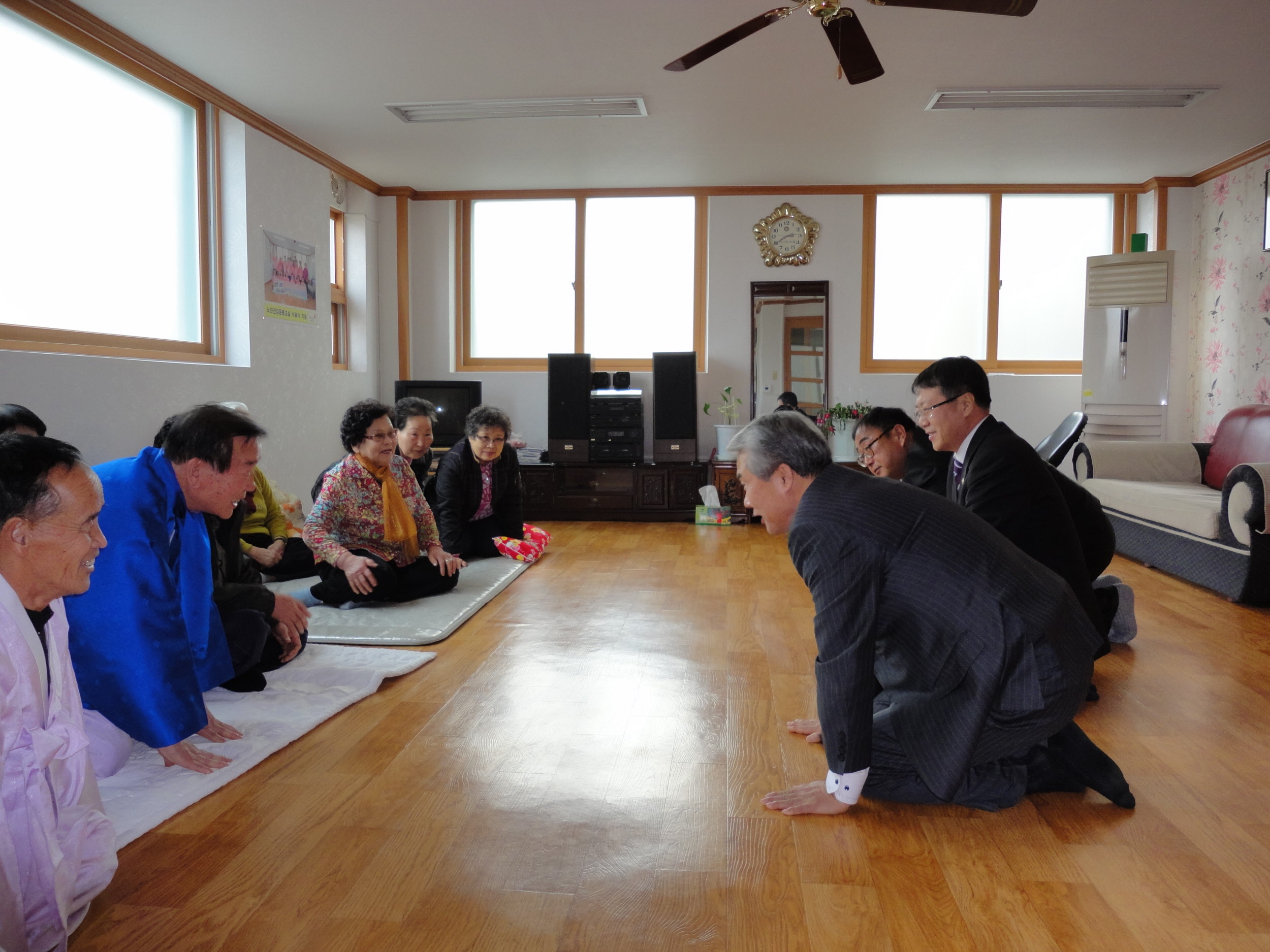 5.황성동새해인사.jpg