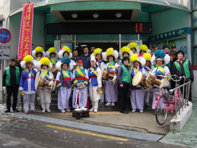 2.황오동지신밟기.JPG