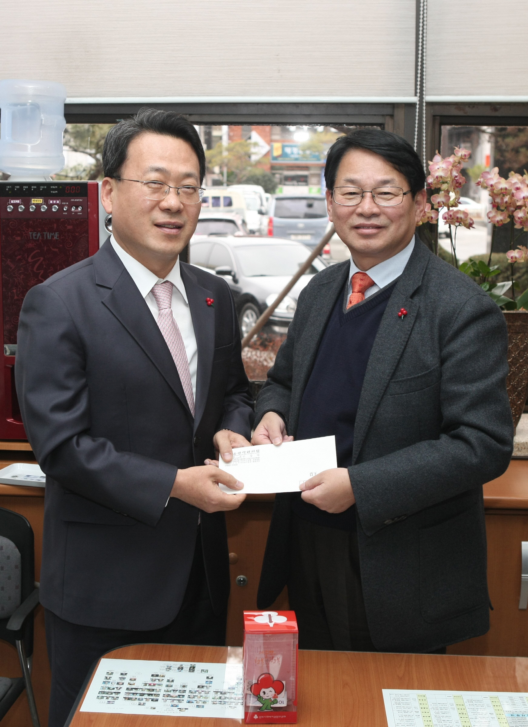 (글보기)손광락한의원 이웃돕기 성금 기탁 | 경주시정뉴스 - 시정소식 >최신기사