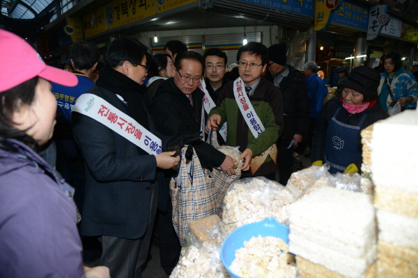 설 차례상 준비는 전통시장에서 하세요