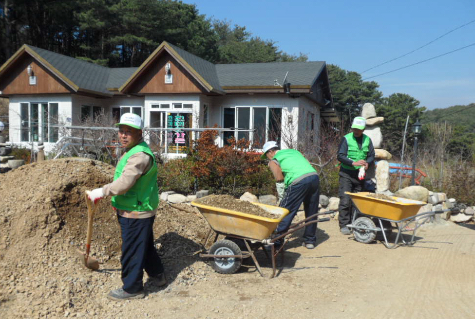2013년 하반기 지역공동체 일자리사업과 제3단계 공공근로사업 참여 근로자 모집