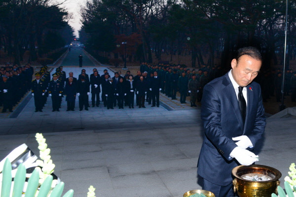 갑오년 새해 충혼탑 참배