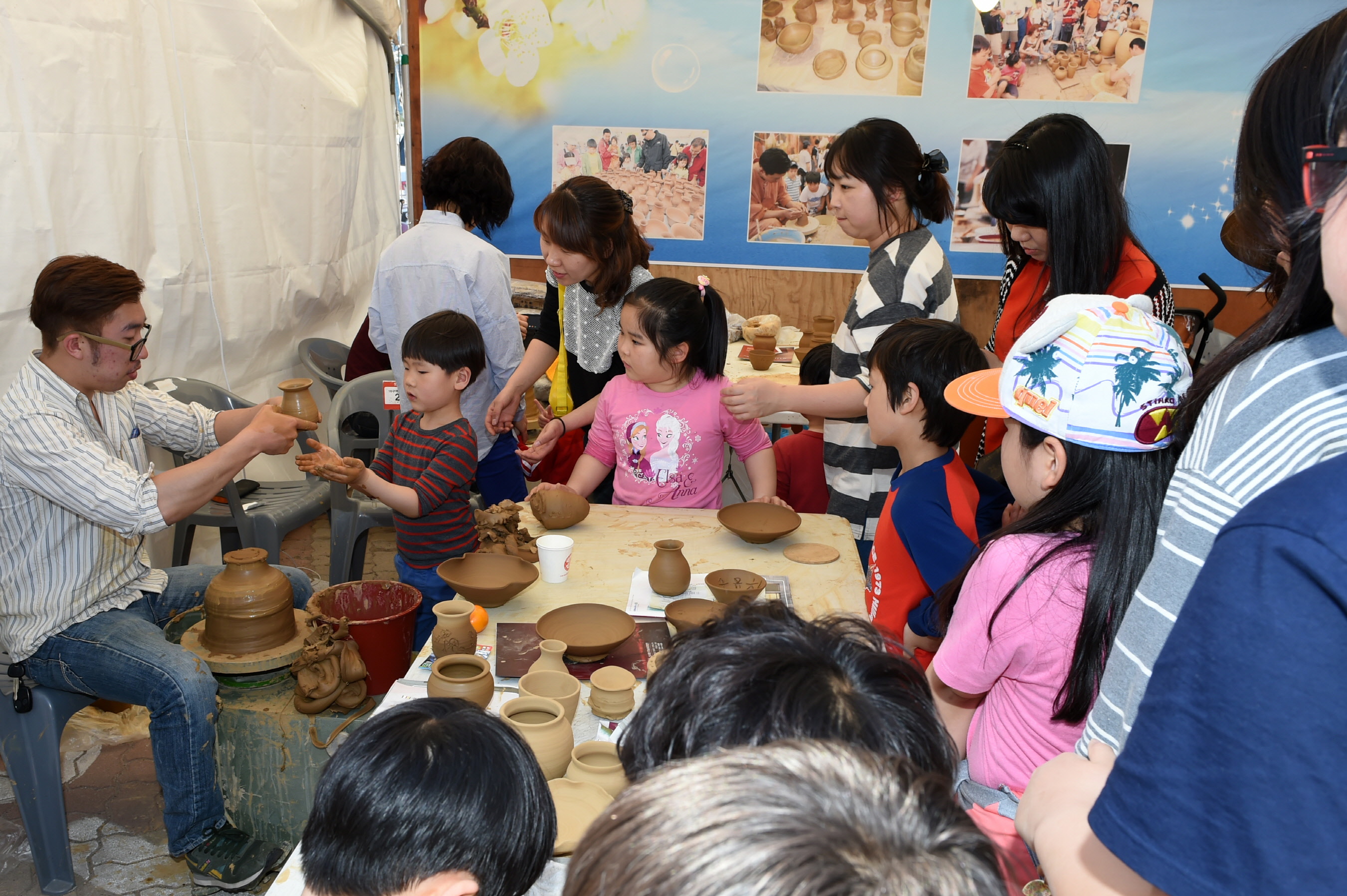 천년의 혼을 빚다, 제15회 경주 신라도자기 축제 열려