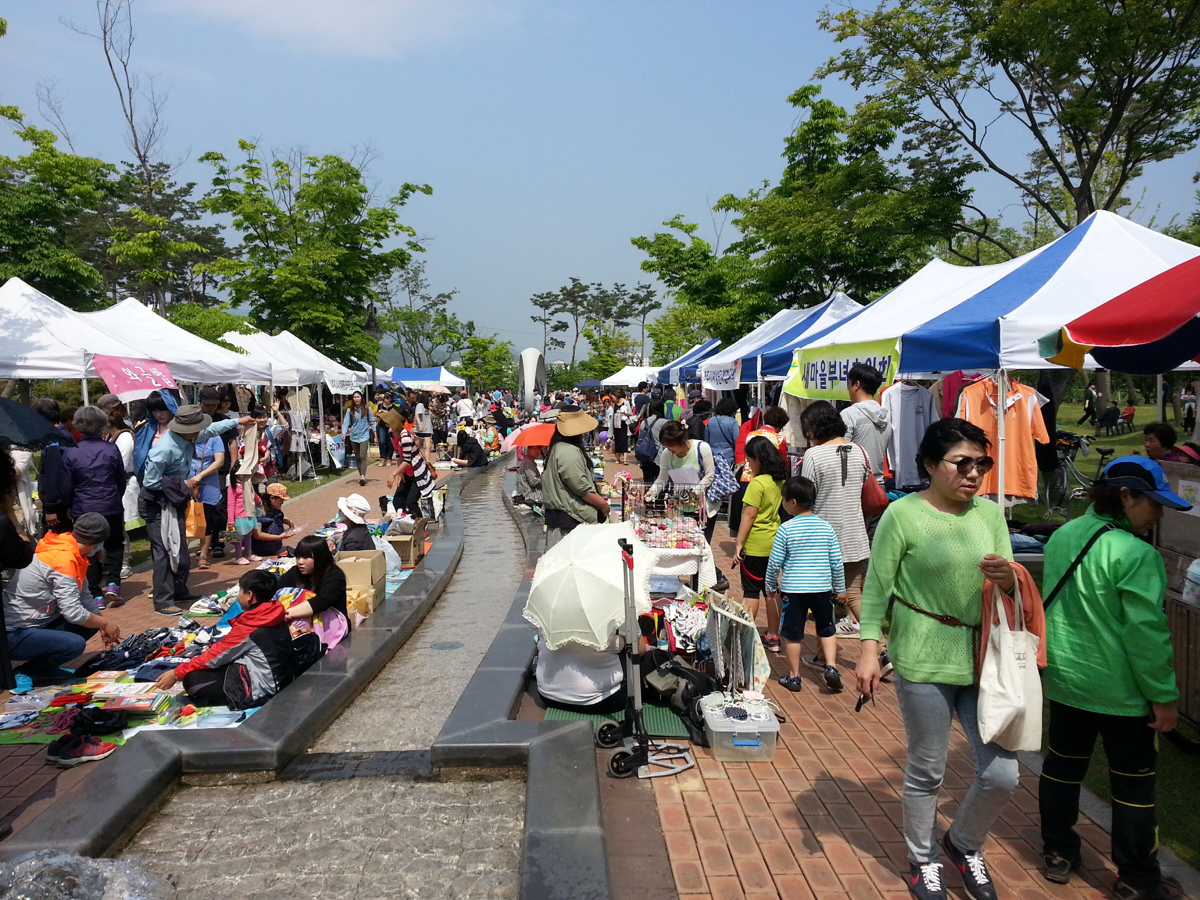 경주시새마을회, 5월 벼룩장터 대성황